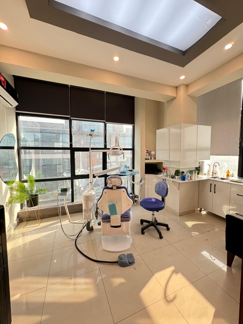 Treatment room at MM Dental Associates